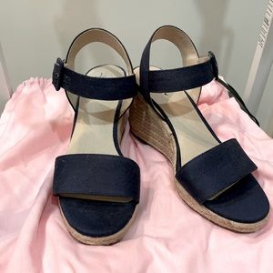 Tango silhouette from Lifestride